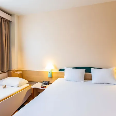 Ibis Bilbao Barakaldo Hotel Buitenkant foto